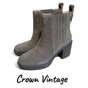 Crown Vintage Women's Size 9 Gray Heeled Boots